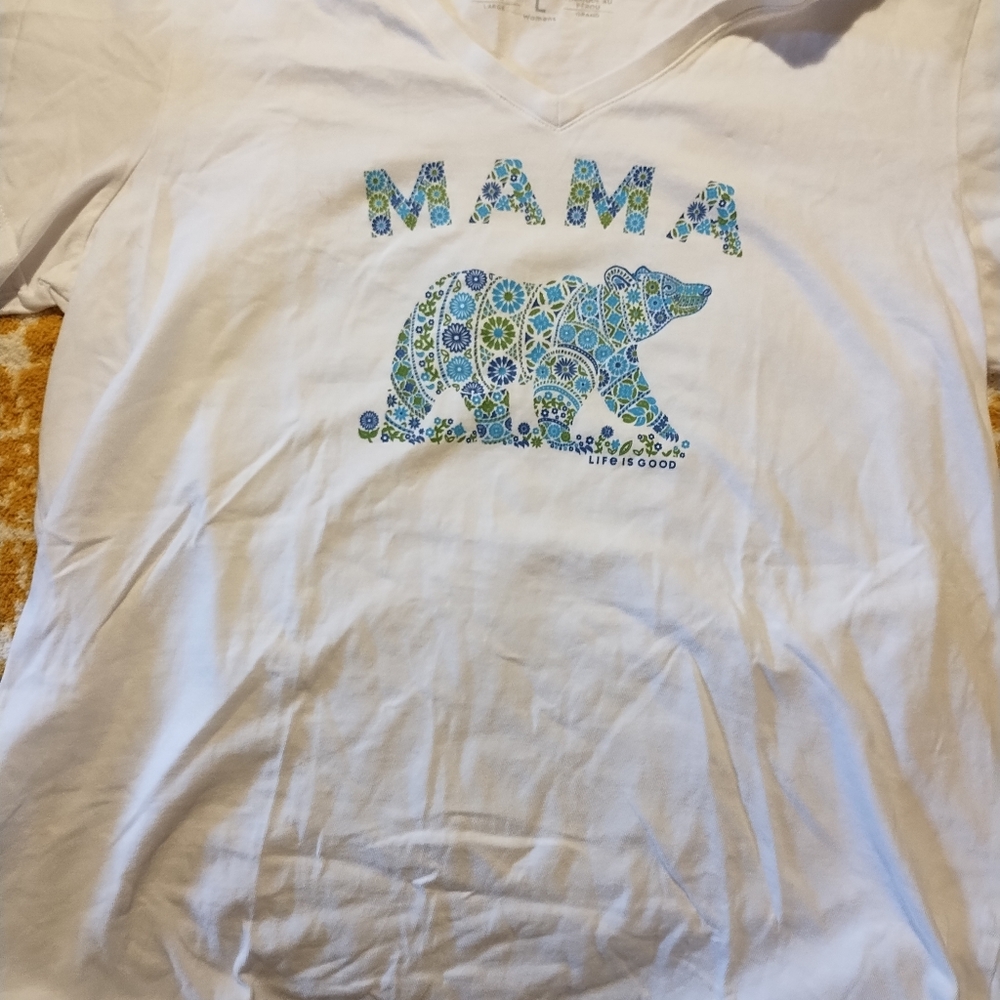 🇺🇸 Clearance 🇺🇸Life Is Good White Tee with Blue and Green Mama Bear Design - Picture 3 of 5